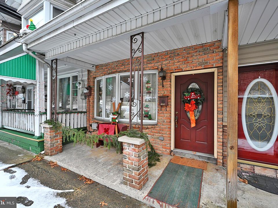 1st image of 1322 E Centre St