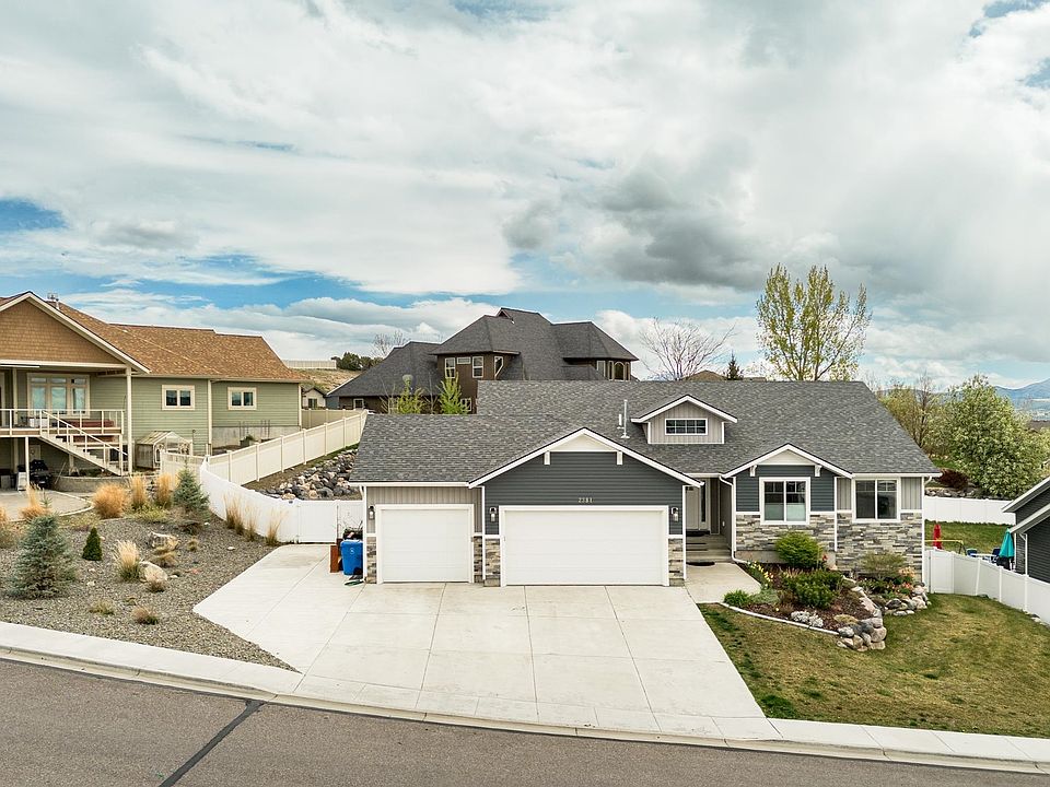 1st image of 2381 Sienna Dr
