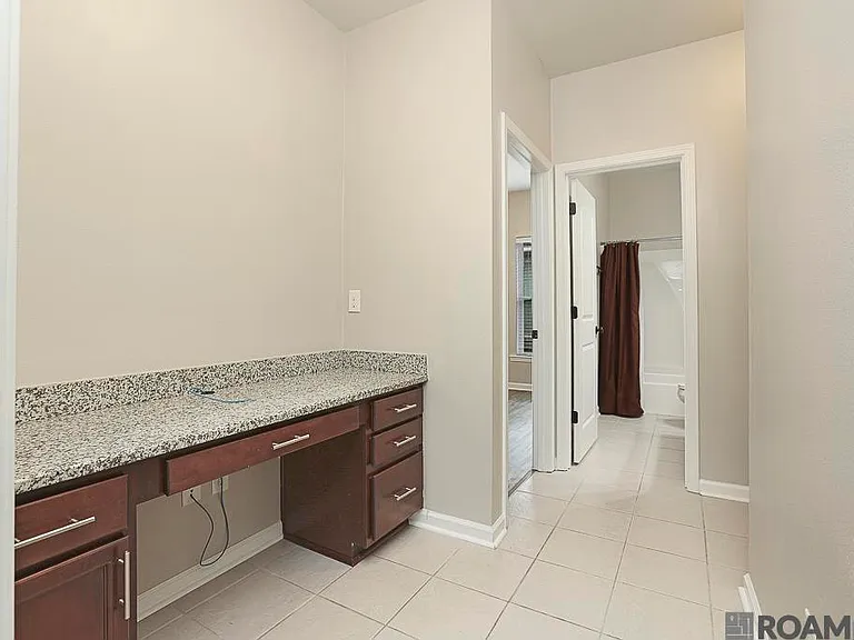 18317 Sunset Park Dr — Photo 19