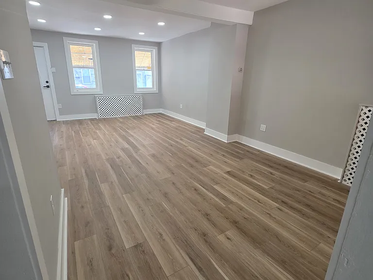 331 Franklin St — Photo 3