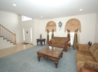 9 Kania Ct, Sayreville, NJ 08872