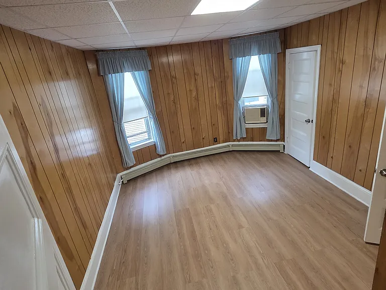 18 Weld Hill St #2 — Photo 10