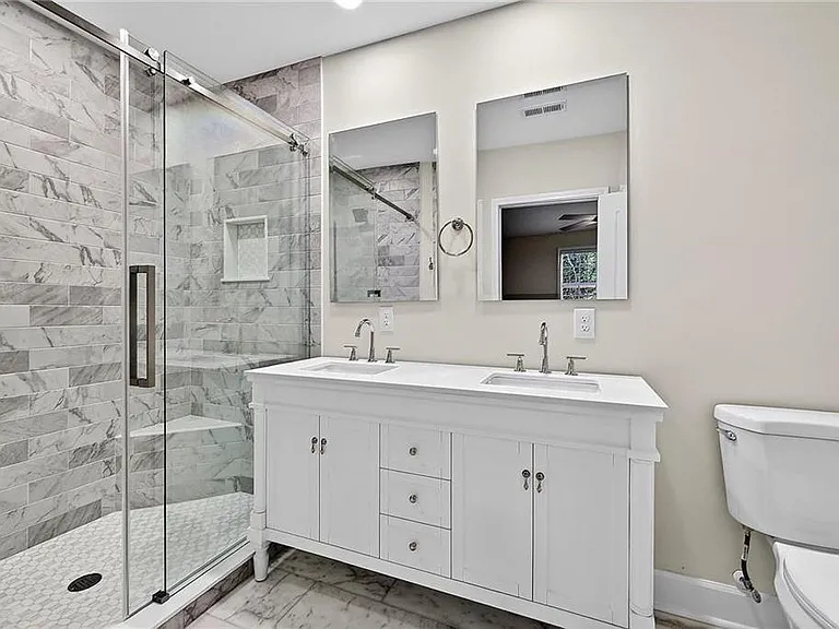955 Columbia Dr — Photo 22