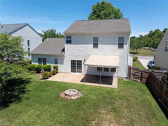 5th image of 4236 Laurel Ridge Cir