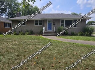 8118 Monroe Ave, Munster, IN 46321