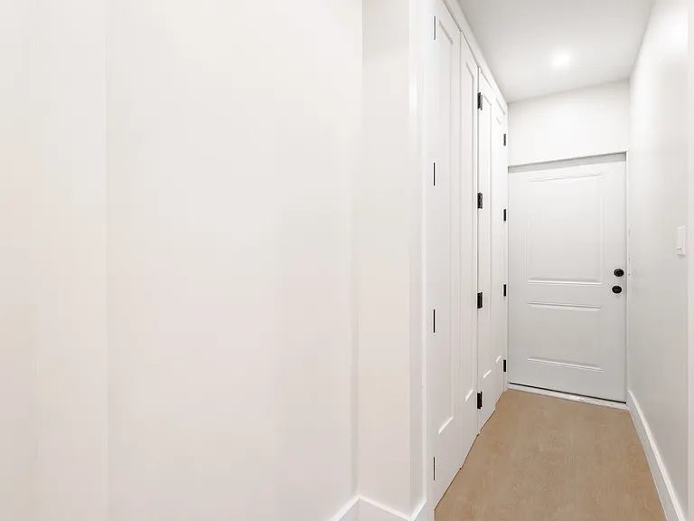 558 Empire Blvd #1R — Photo 12