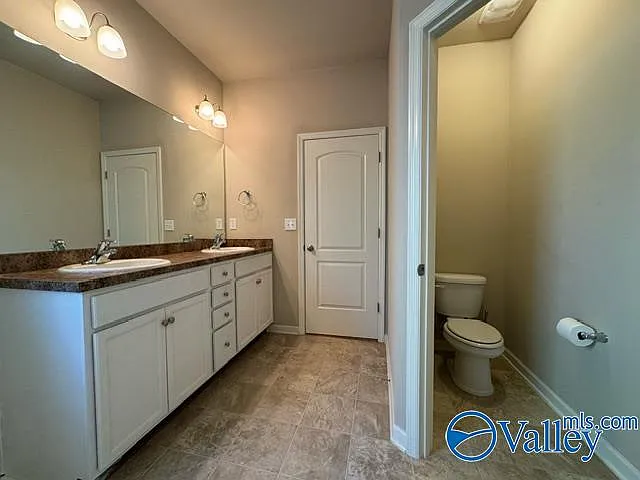 140 Clydesdale Ln — Photo 30