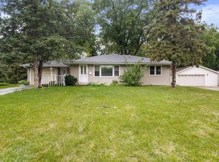 5714 W Moore Lake Dr NE, Fridley, MN 55432
