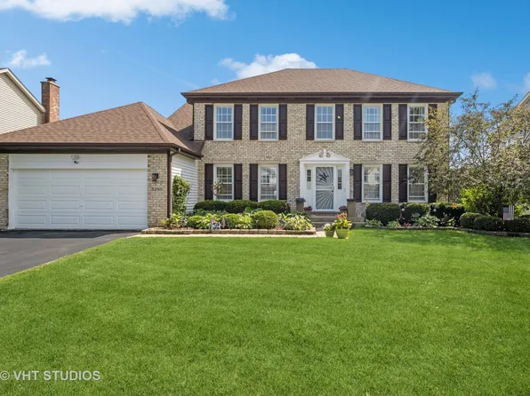 5295 Morningview Dr, Hoffman Estates, IL 60192