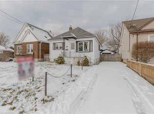 55 Hamilton St, Saint Catharines, ON L2S 1K8