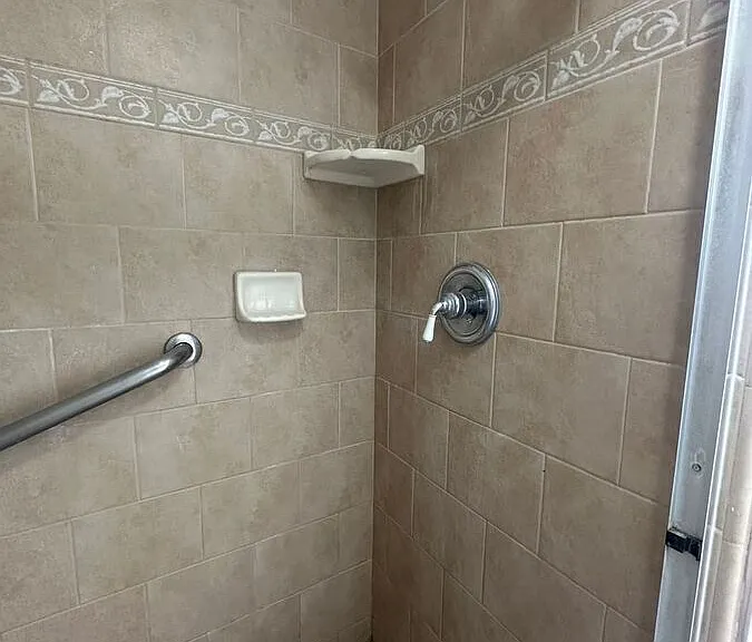 1416 W Harris Ave #2 — Photo 17