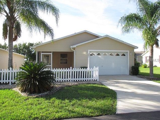 1st image of 2566 Hialeah Ave