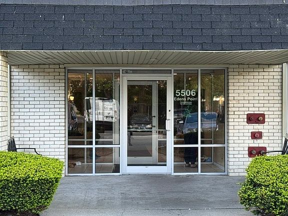 2nd image of 5506 Lincoln Ave #A525