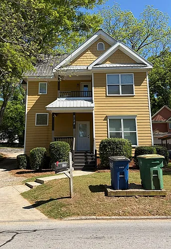 128 N Peter St Photo 1