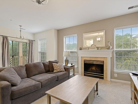 3rd image of 5916 Founders Hill Dr