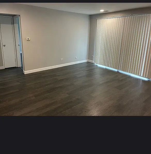 2 bed, 1000 sqft, $1,800 — Photo 3