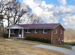 1611 W Grab Creek Rd, Dickson, TN 37055