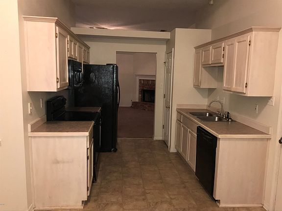 4th image of 14311 Williamsburg Dr