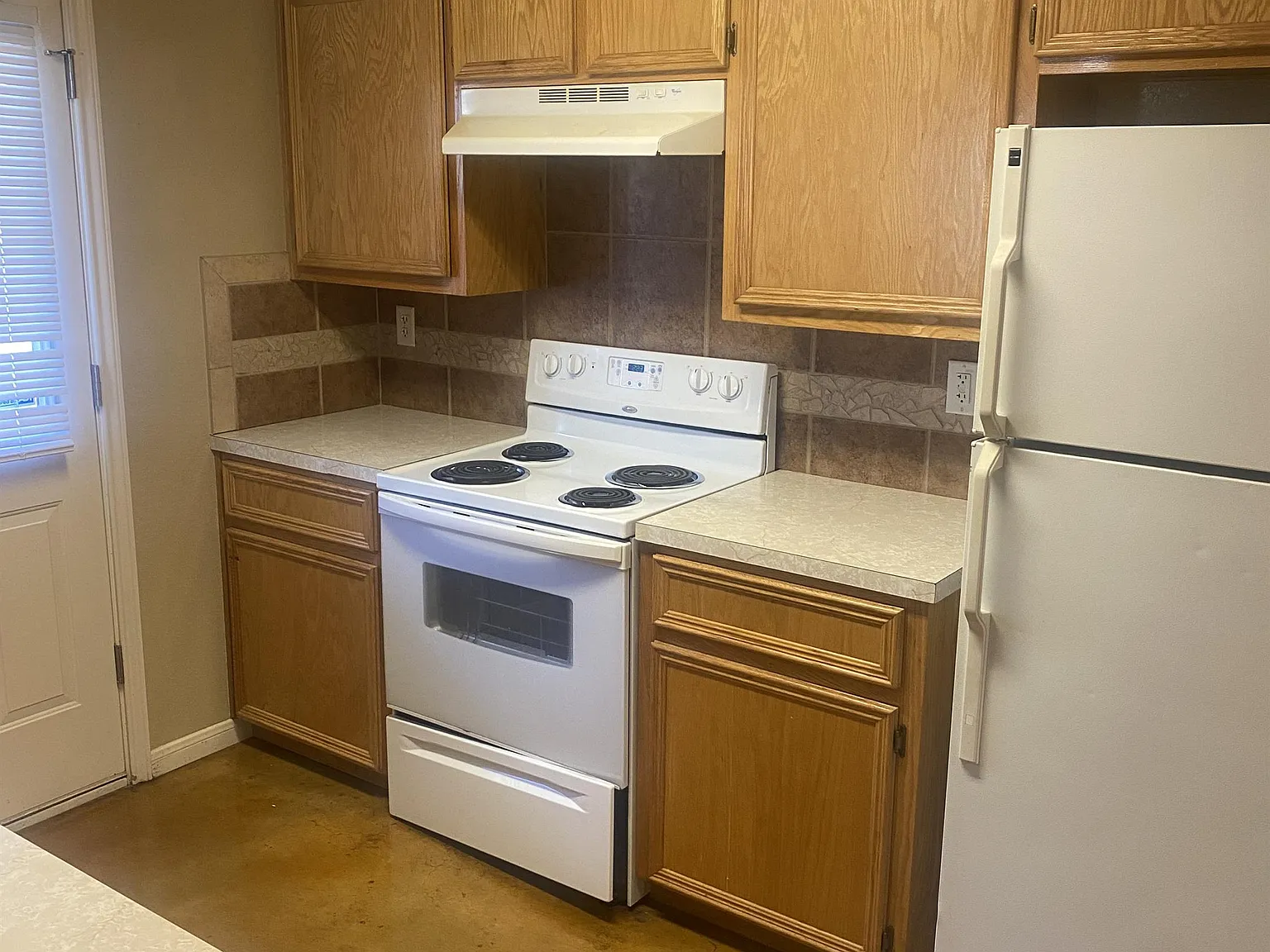1407 Powder River - B — Photo 3