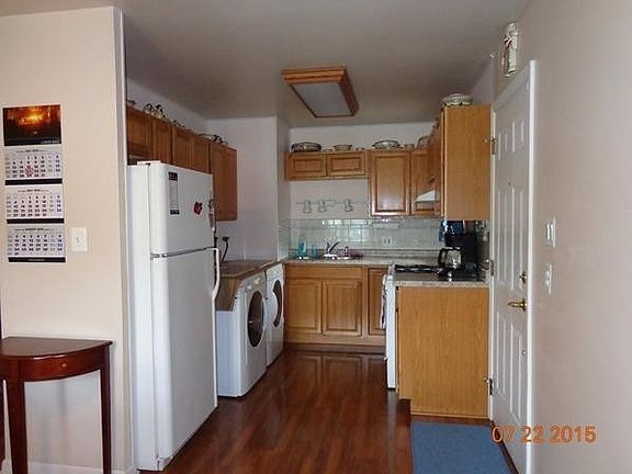 3rd image of 6423 E Rhode Island Ave