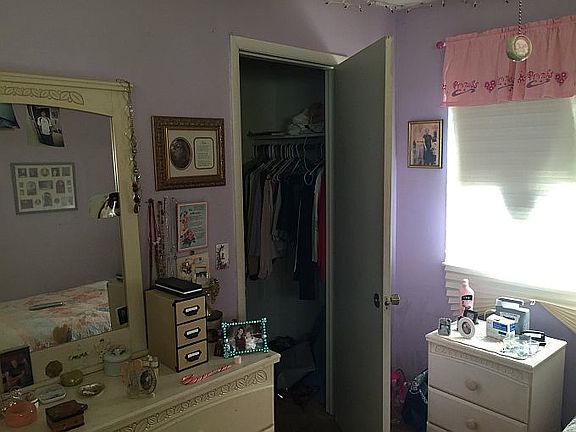 4th image of 1671 Eastlake Dr