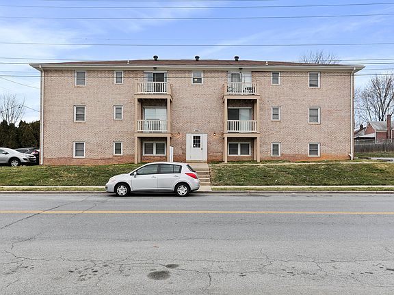 3rd image of 1309 N East St #11358403
