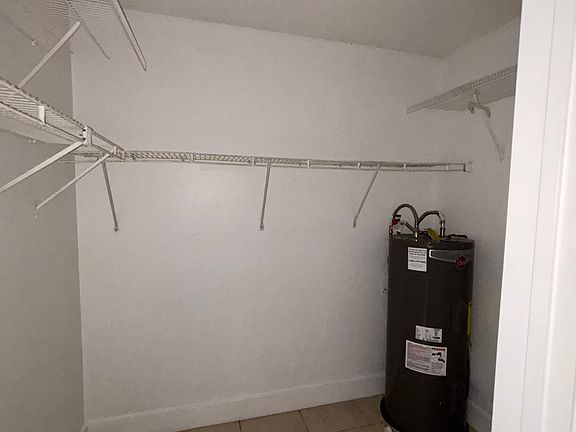 5th image of 101 NE 41st St #135