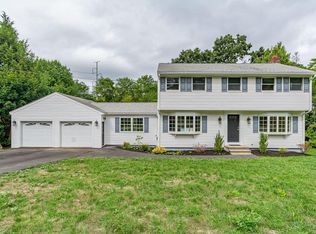 9 Redgate Rd, Tewksbury, MA 01876