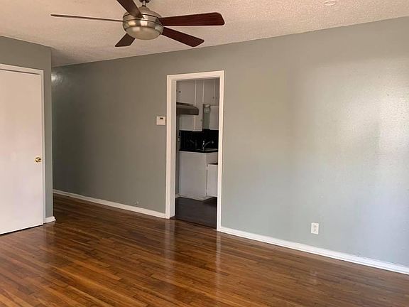 4th image of 426 Koehler Ct