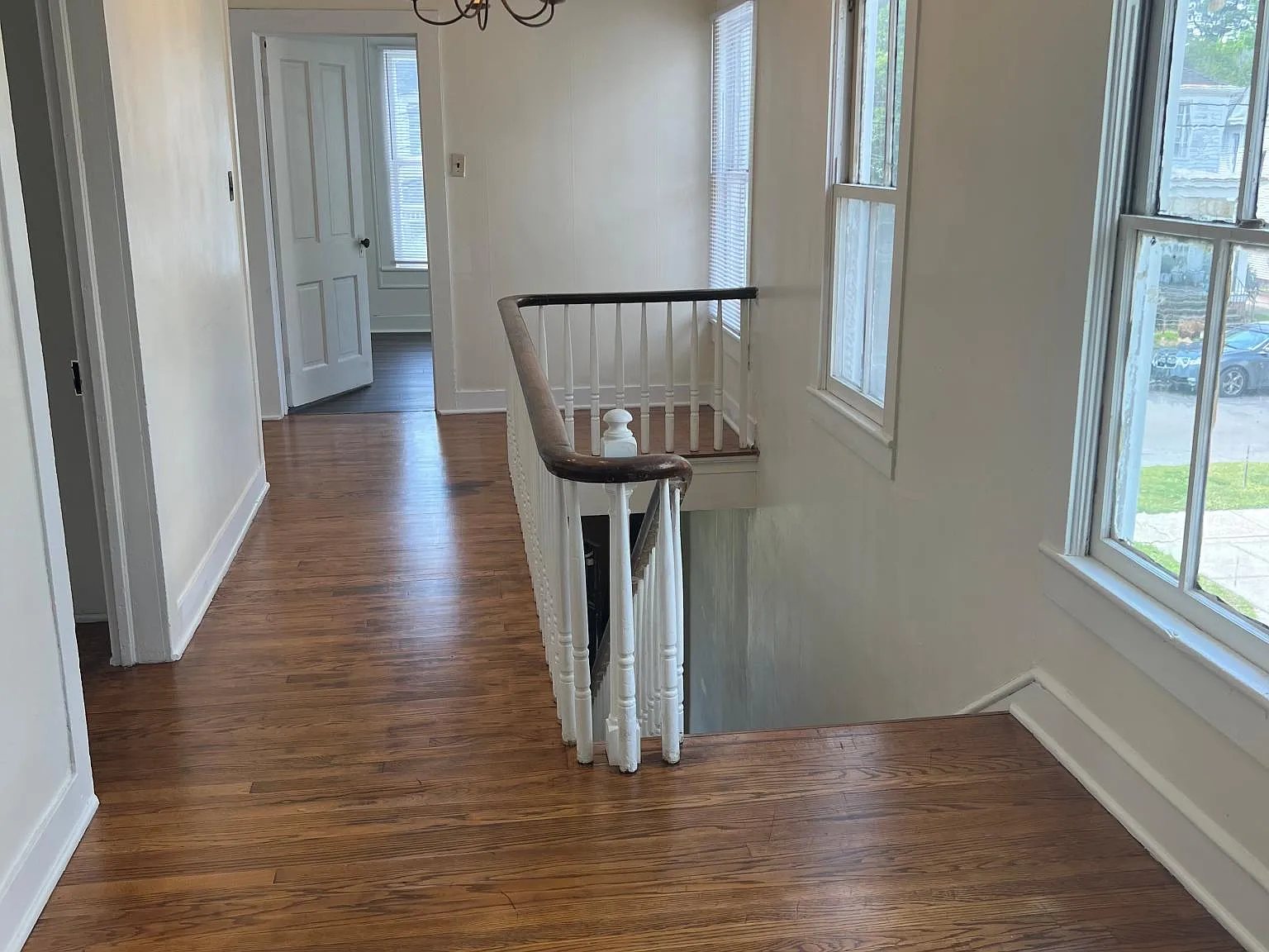 300 E Burgess St — Photo 1