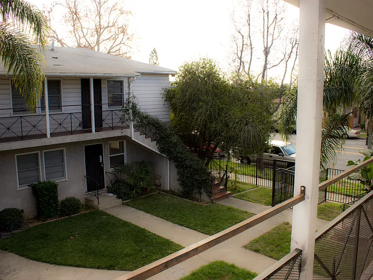 6639 E Olympic Blvd — Photo 3