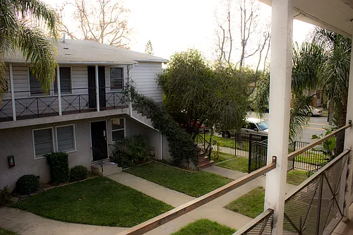 6639 E Olympic Blvd Photo 1