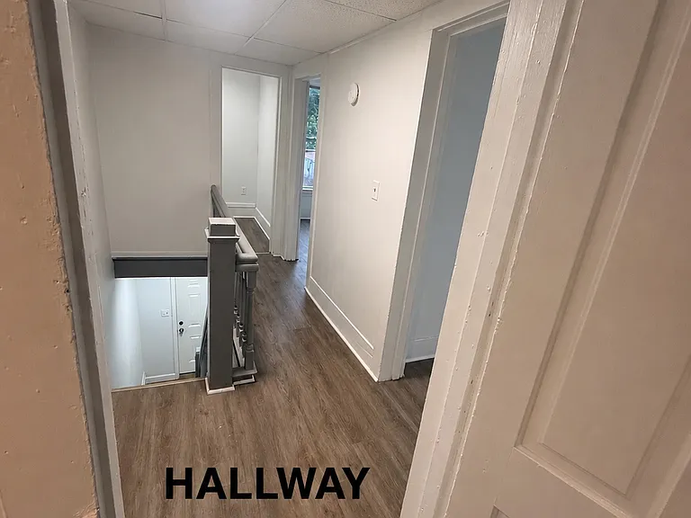 1010-1 Commerce St #1010 — Photo 2