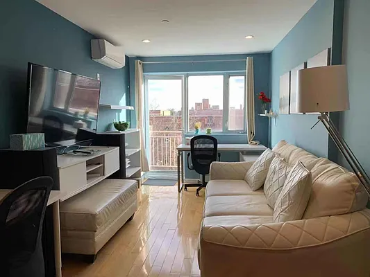 Rented by Project Queens LLC | media 1