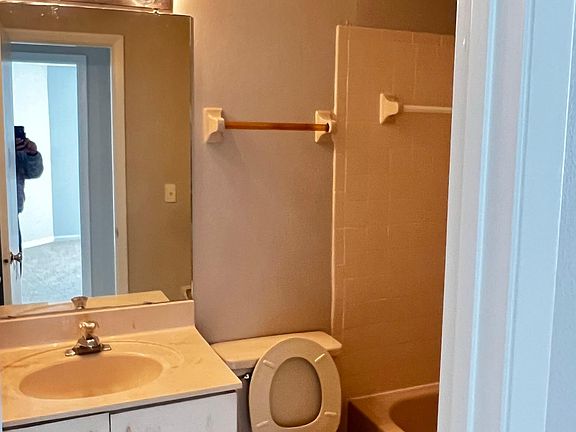 3rd image of 2500 Woodgate Blvd APT 206