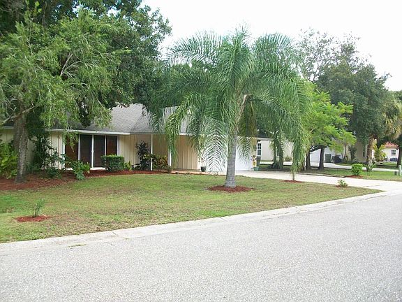 4th image of 208 Whispering Oaks Ct