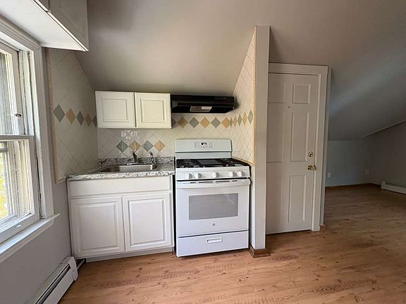 2nd image of 517 Quinnipiac Ave #33