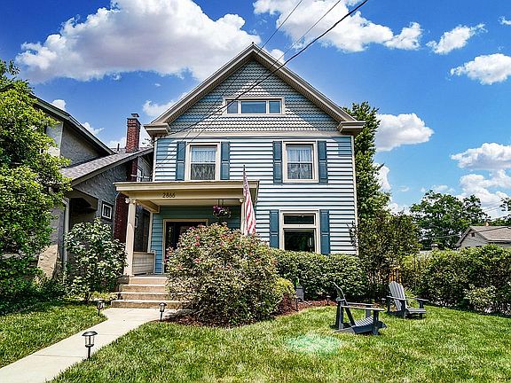 2nd image of 2866 Minto Ave