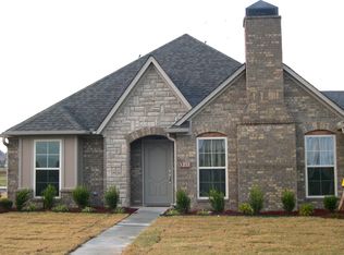 3213 SW Warberry Ave, Bentonville, AR 72713