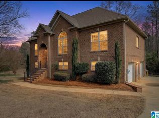 121 Peaceful Ln, Talladega, AL 35160