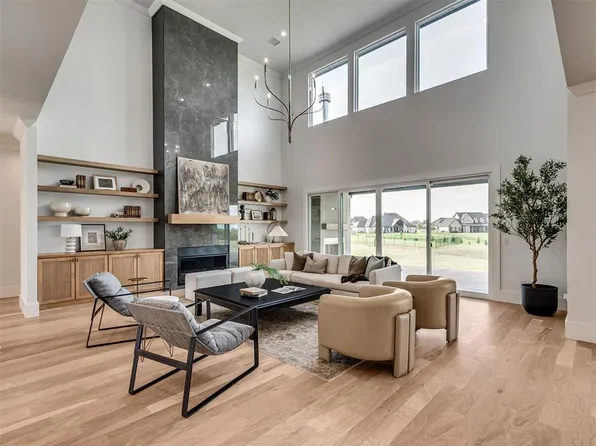 2412 NW 227th St, Edmond, OK 73025