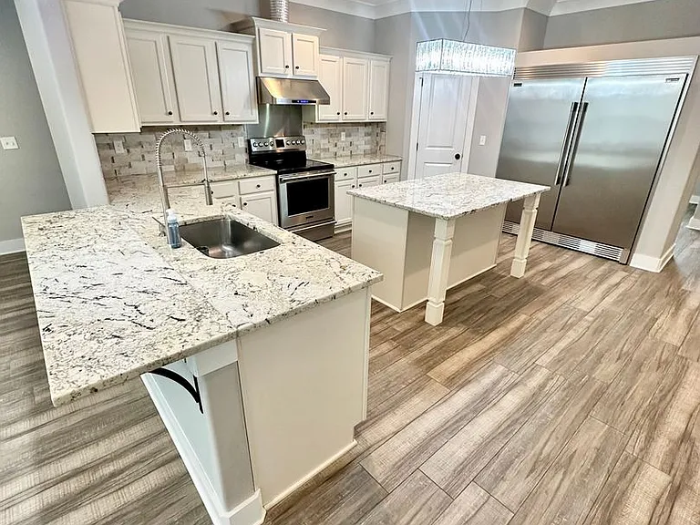 1180 French Quarter Way — Photo 21