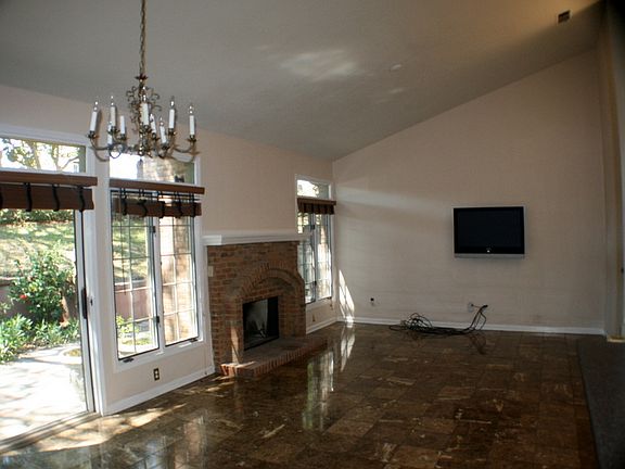 5th image of 7800 Deerwood Pt