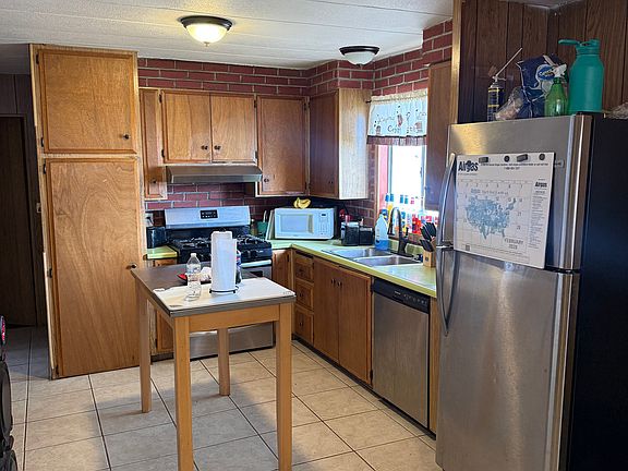 2nd image of 2491 N Highway 89