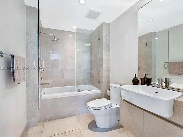 200 Biscayne Boulevard Way #504 — Photo 16