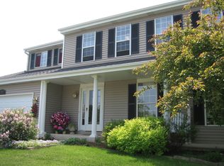 549 Braemar Ln, Barrington, IL 60010