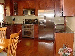 4th image of 13151 Nadine Ave