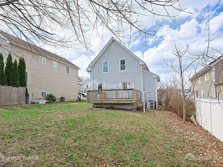 121 Delmont Ave — Photo 39