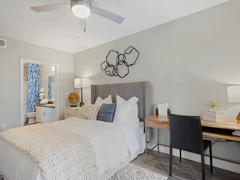 Allegro Apartments — Photo 23