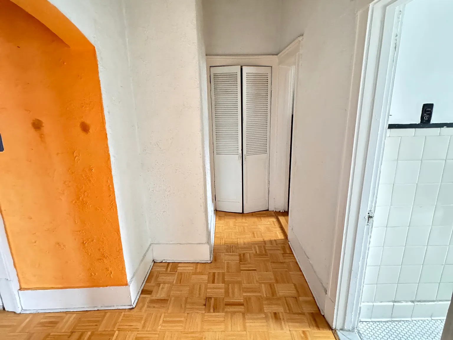 2 bed, 950 sqft, $1,995 — Photo 4